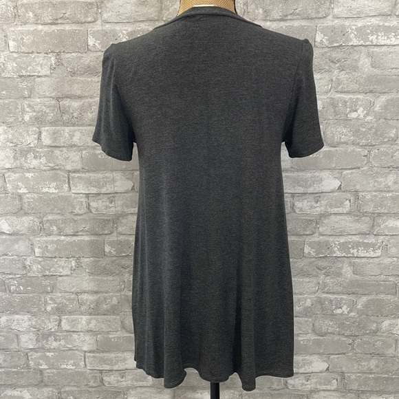 Altar’d State DOG MOM Tee - Picture 4 of 6